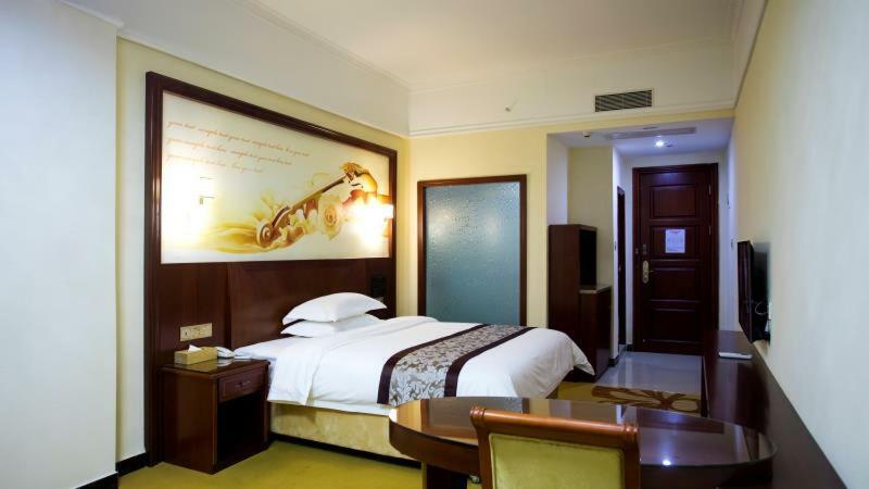 Longhui Business Hotel Huizhou  Exterior foto