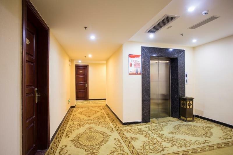 Longhui Business Hotel Huizhou  Exterior foto